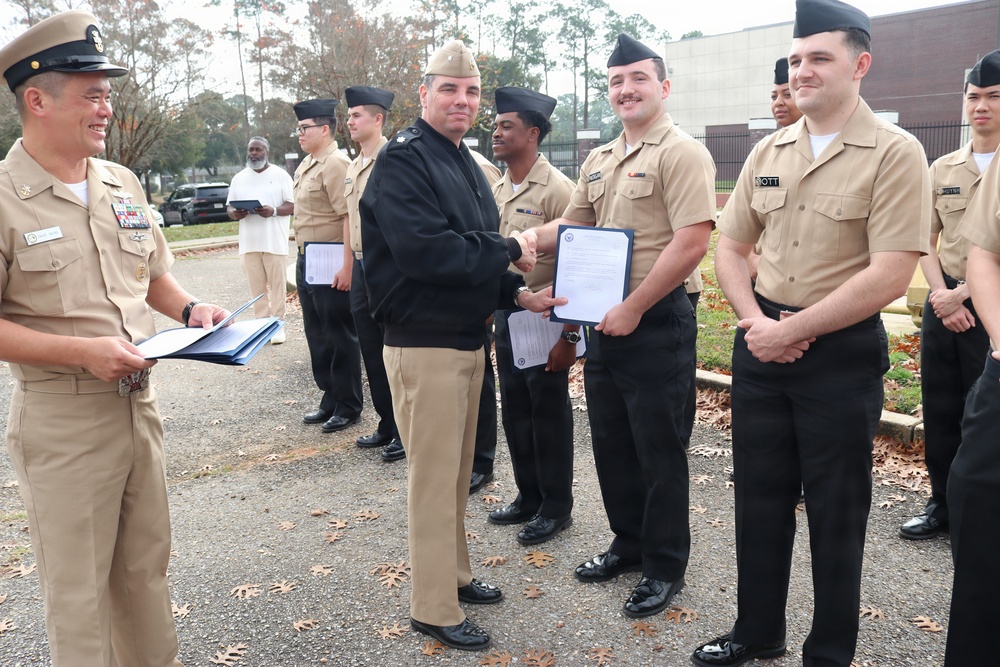 NIOC Pensacola holds January Awards Quarters