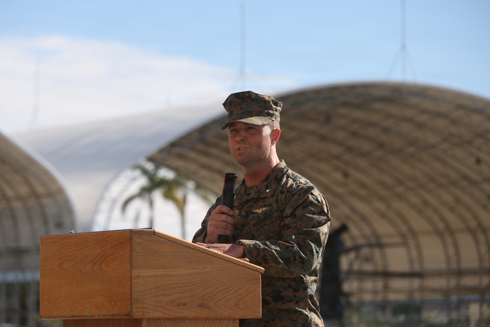 HMH-462 Change of Command