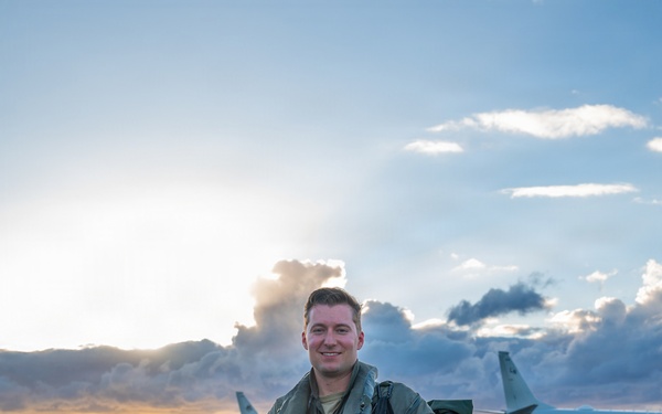 Brothers in Flight: Twin Pilots Share the Sky