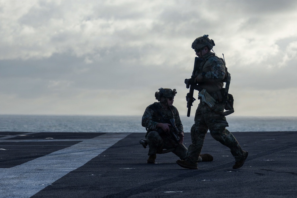 Abraham Lincoln conducts EOD exercise