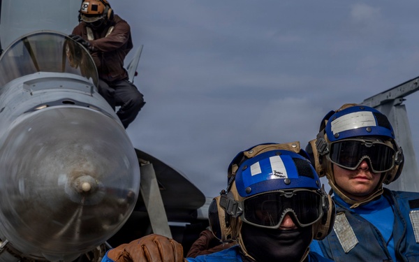 Abraham Lincoln conducts routine flight operations