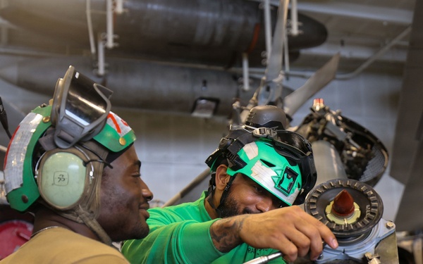 Abraham Lincoln conducts routine aircraft maintenance