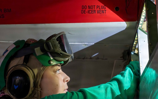 Abraham Lincoln conducts routine aircraft maintenance