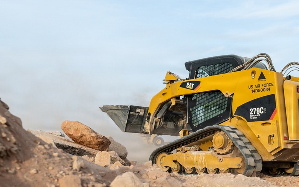 378th ECES fills the gaps during RADR training