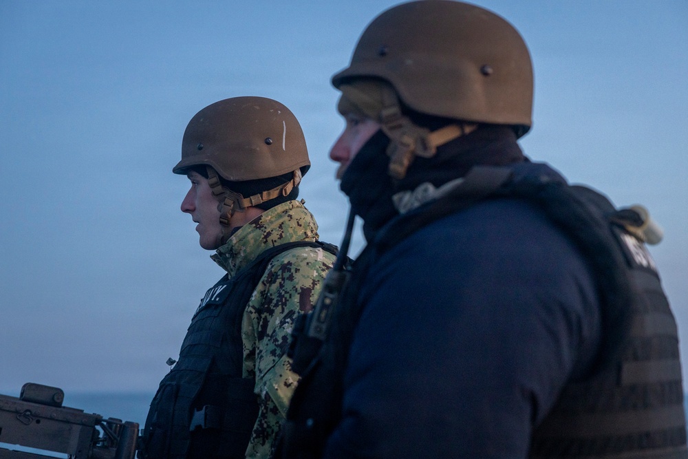 USS Delbert D. Black (DDG119) Arrives at Naval Weapon Station Yorktown