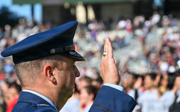 Joint services swearing-in ceremony at Armed Forces Bowl