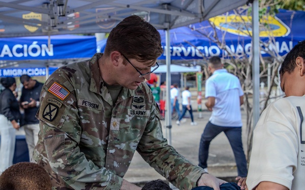 U.S. Army donates gifts during Tour Firmeza in Panama City, Panama