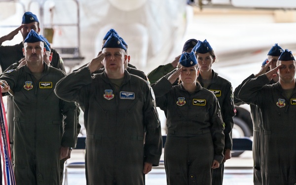 552nd Operations Group Welcomes New Commander