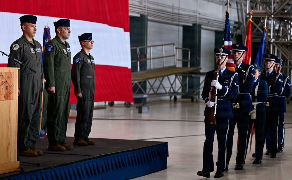 552nd Operations Group Welcomes New Commander