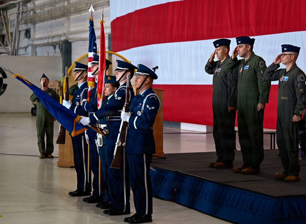 552nd Operations Group Welcomes New Commander