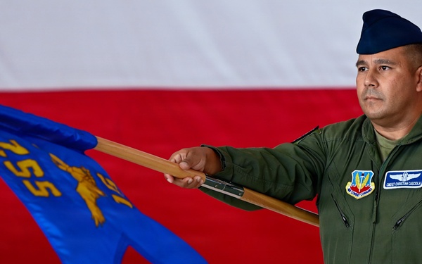 552nd Operations Group Welcomes New Commander