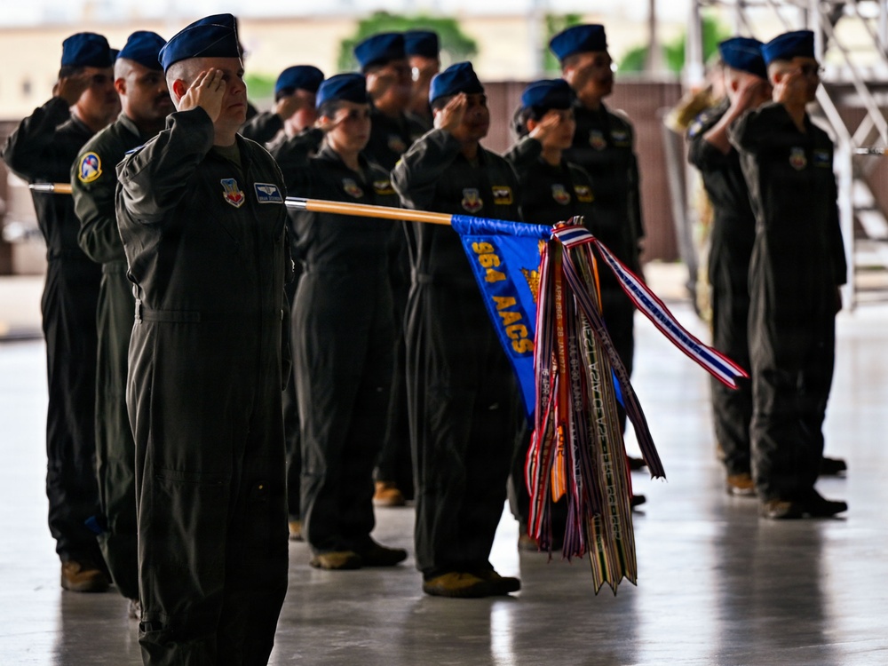 552nd Operations Group Welcomes New Commander