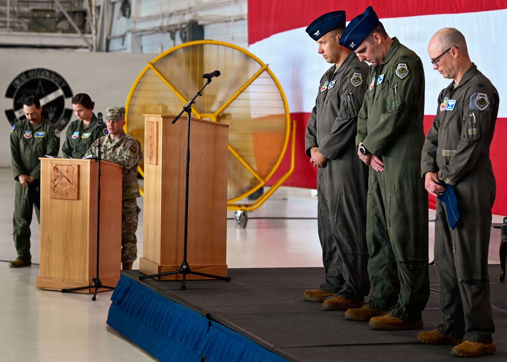 552nd Operations Group Welcomes New Commander