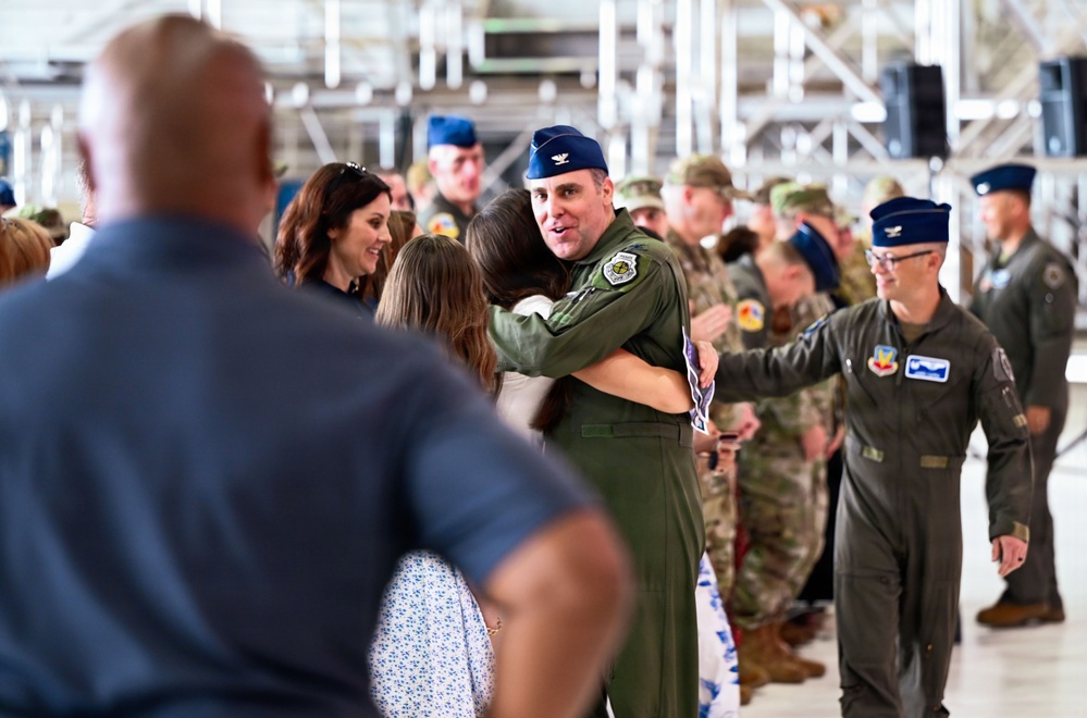 552nd Operations Group Welcomes New Commander