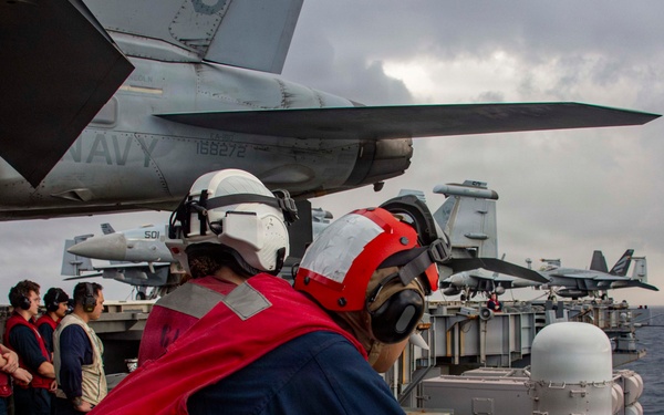 Abraham Lincoln conducts live fire exercise