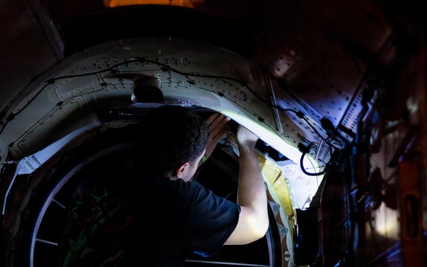 Abraham Lincoln conducts routine aircraft maintenance