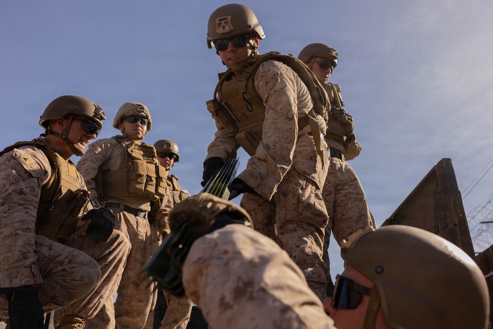 JTS-SB Marines transport concertina wire to the southern border