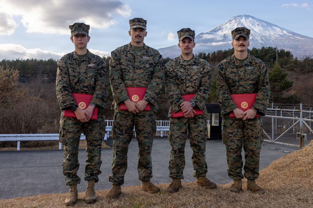V16 Fleet Marine Force Pinning Ceremony