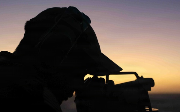 Bridge operations aboard USS Lake Erie (CG 70)