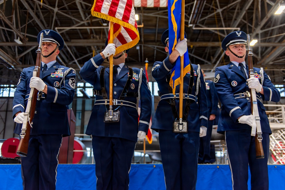 Boenisch assumes command of the 121st Maintenance Group