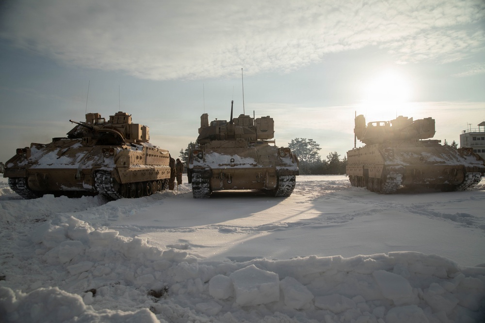 1st Cavalry Division Conducts Bradley Gunnery in Lithuania