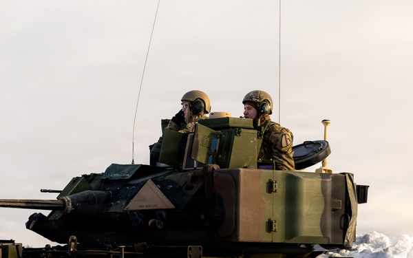 1st Cavalry Division Conducts Bradley Gunnery in Lithuania