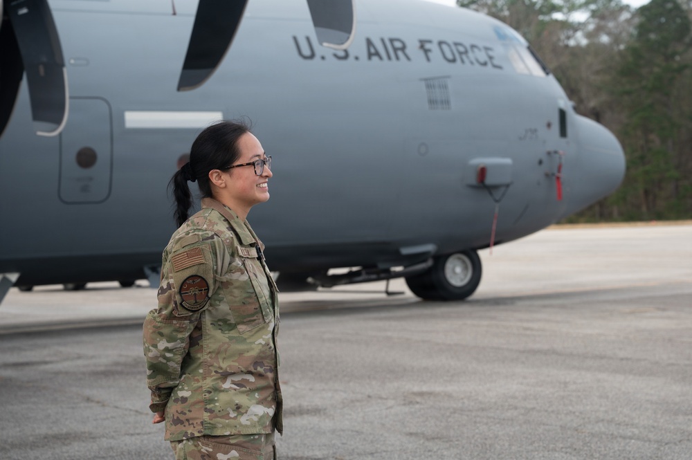 Charleston Citizen Airmen Conduct Hands-on Aeromedical Evacuation Training Ahead of Deployment