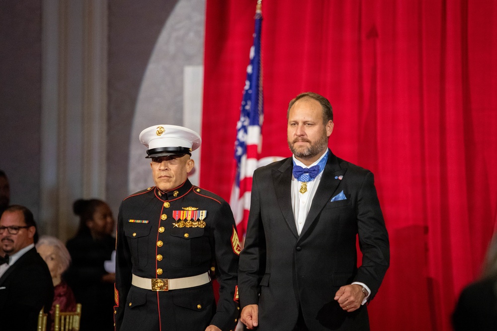 Fife and Drum at the 65th International Red Cross Ball