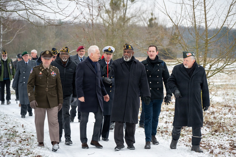 Multi-Domain Command - Europe Honors Fallen Soldiers at Redleg Memorial