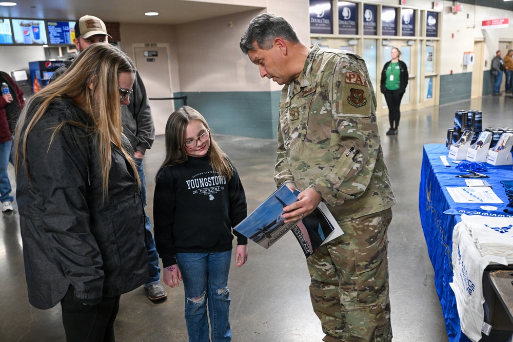 Youngstown Phantoms' YARS Night Out