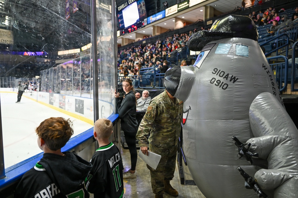 Youngstown Phantoms' YARS Night Out