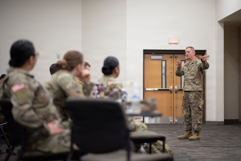 Arizona National Guard Officers Gain Insight Into Command Expectations at Leadership Retreat