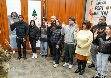 Fort Hamilton welcomes new Army civilians