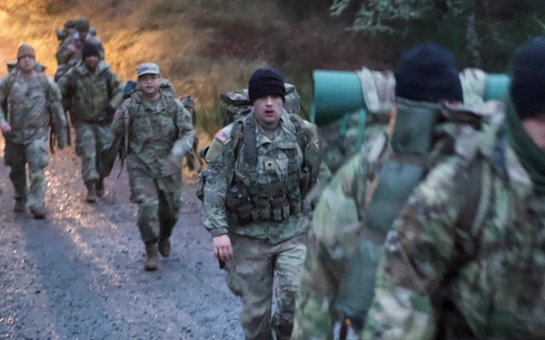 The long road to success: Washington National Guard Soldiers prep for expert E2B assessment