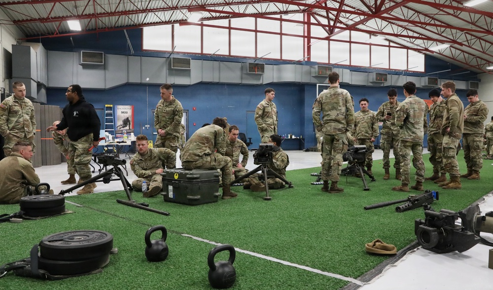 3-161 Soldiers conduct weapons lanes for E2B preparation