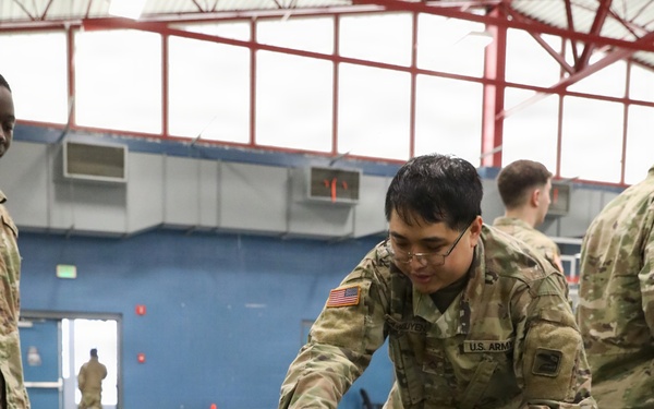 3-161 Soldiers conduct weapons lanes for E2B preparation