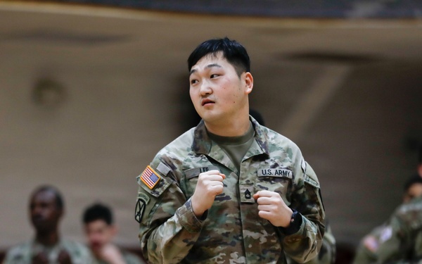 1st Signal Brigade soldiers take a Taekwondo yellow belt promotion test