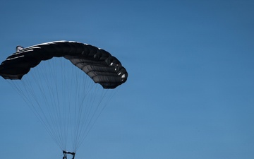 U.S., Japan Ground Self-Defense Force commence New Year’s Jump