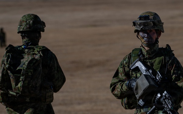 U.S., Japan Ground Self-Defense Force commence New Year’s Jump