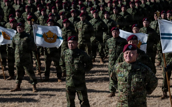 U.S., Japan Ground Self-Defense Force commence New Year’s Jump