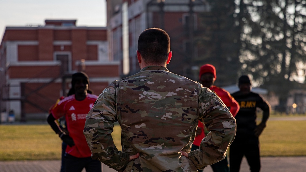 SETAF-AF trains Ghanaian, Liberian, Italian Medical Forces on Army Fitness Test