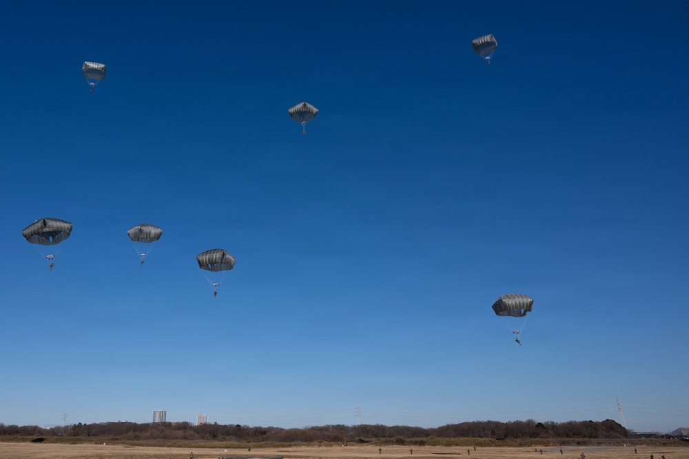 U.S., Japan Ground Self-Defense Force commence New Year’s Jump