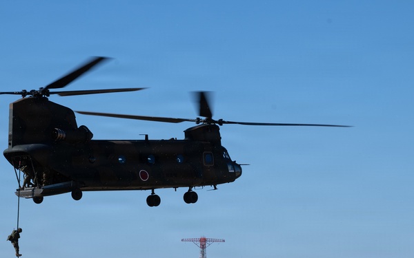 U.S., Japan Ground Self-Defense Force commence New Year’s Jump