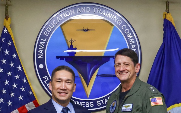 Under Secretary of the Navy visits NAS Pensacola, NATTC and NETC