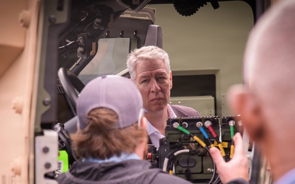 NIWC Atlantic Hosts Charleston Chamber of Commerce