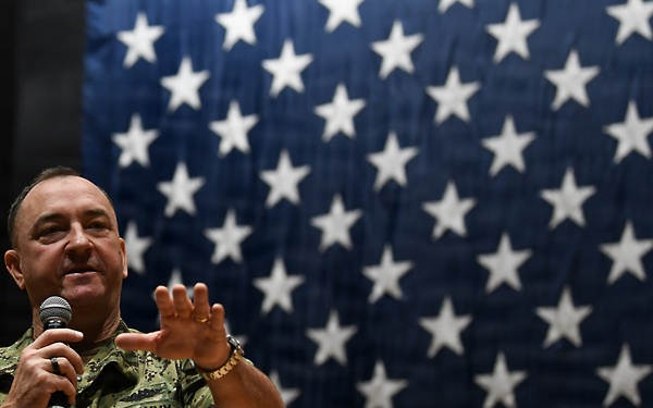 MCPON Perryman Conducts First Fleet Visit