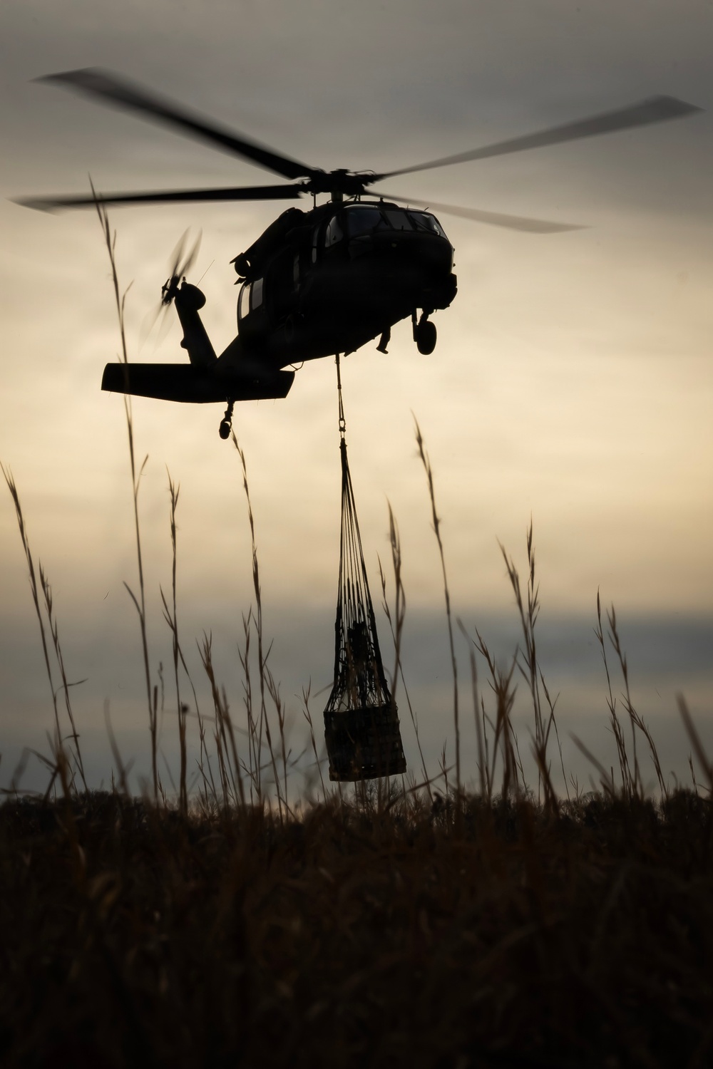 U.S. Army Ordnance School conducts sling load operations for its ammunition specialist trainees