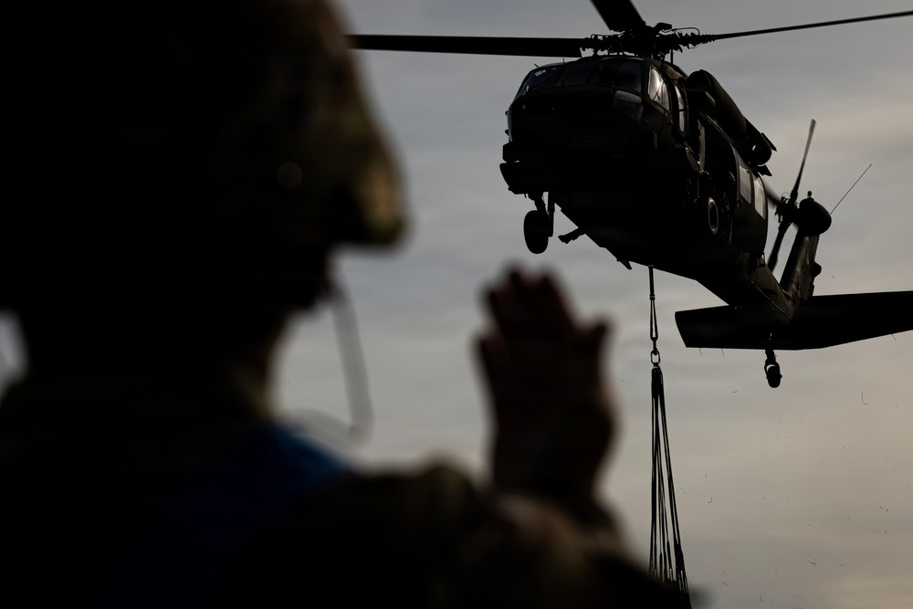 U.S. Army Ordnance School conducts sling load operations for its ammunition specialist trainees