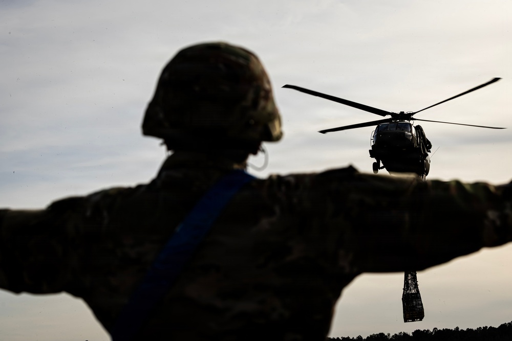 U.S. Army Ordnance School conducts sling load operations for its ammunition specialist trainees