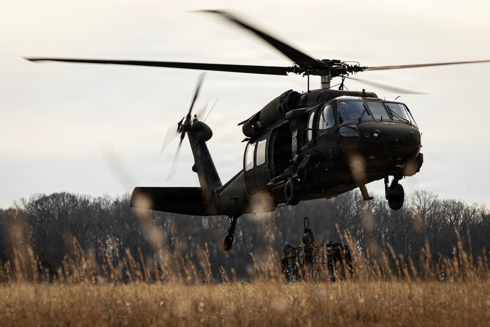 U.S. Army Ordnance School conducts sling load operations for its ammunition specialist trainees